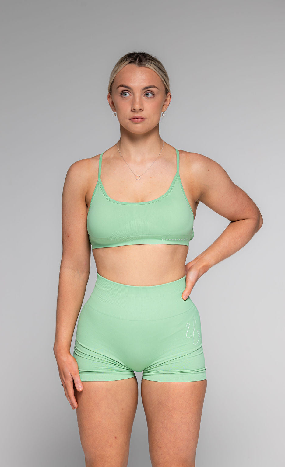 Unbeatable Sports Bra - Peapod Green